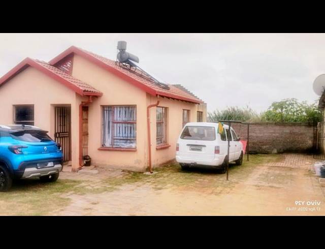 4 BEDROOM HOUSE FOR SALE IN BIRCH ACRES